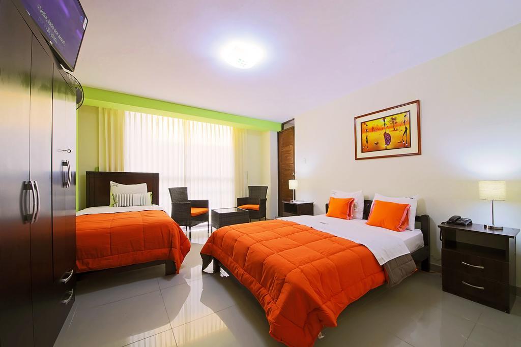 Hostal Florida Чиклайо Екстер'єр фото